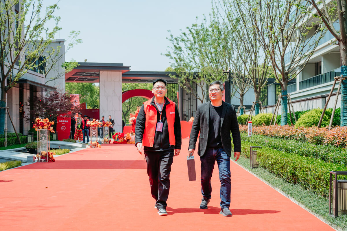 1191986903.jpg 1191986903.jpg