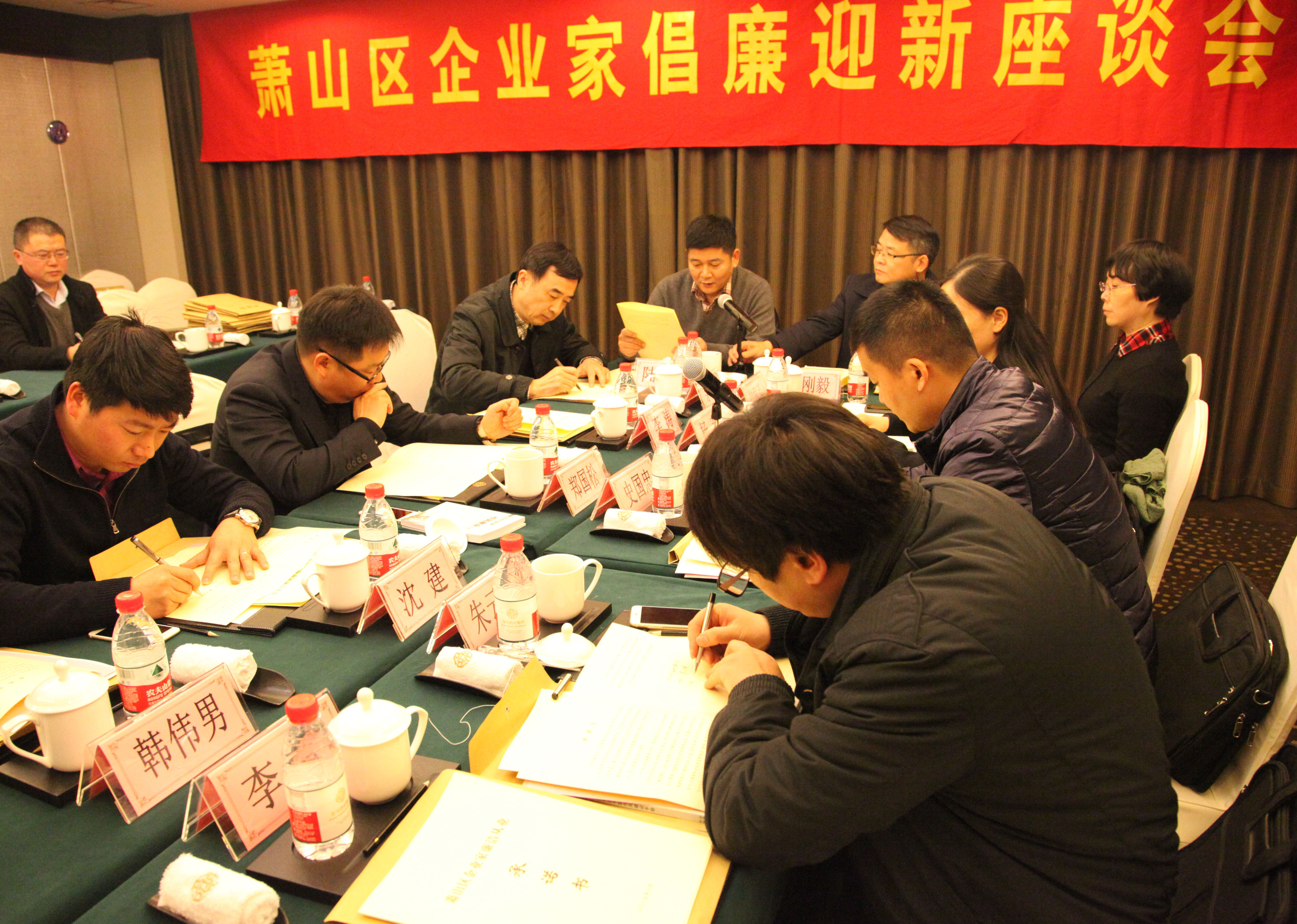 簽承諾書.jpg 簽承諾書.jpg